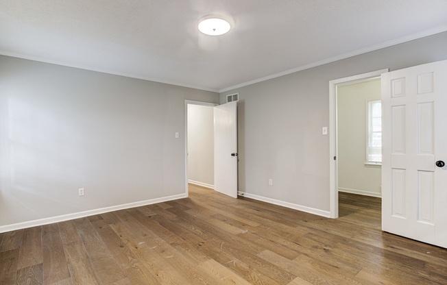 2767 GREENMILL DR