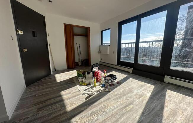 440 W 238 ST