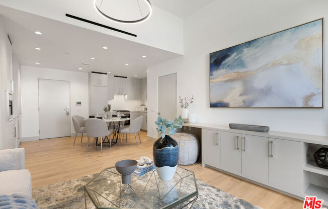 1 bed, 1 bath, 720 sqft, $4,195, Unit 310