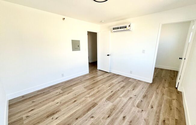 2 beds, 1 bath, $2,445, Unit 02