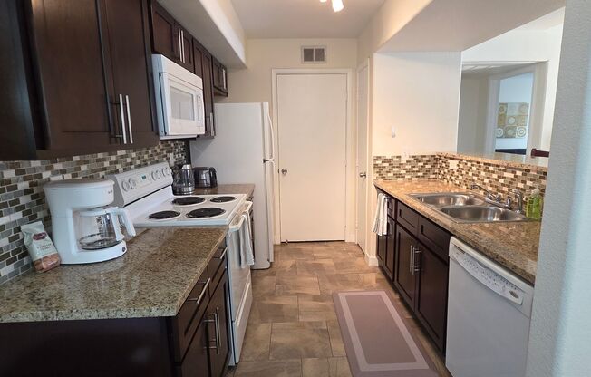 1 bed, 1 bath, $1,600