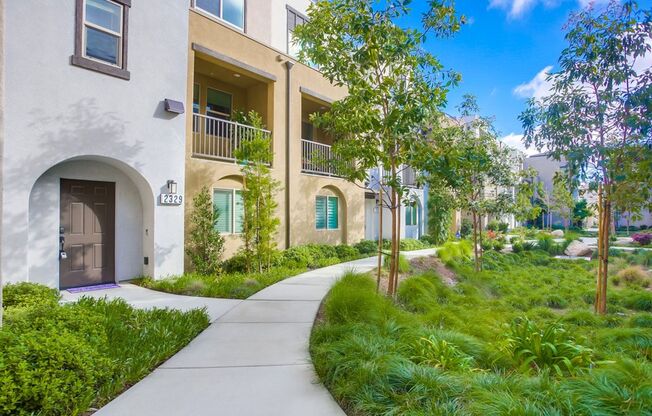 Beautiful 4 Bedroom Townhome! Built in 2020 and just 8 miles from the Beach!