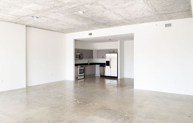Studio, 1 bath, 800 sqft, $2,700, Unit Unit 206