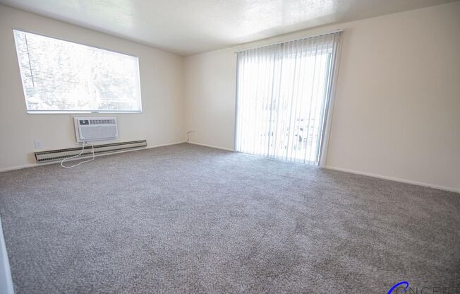 2 beds, 1 bath, 840 sqft, $1,099, Unit 64