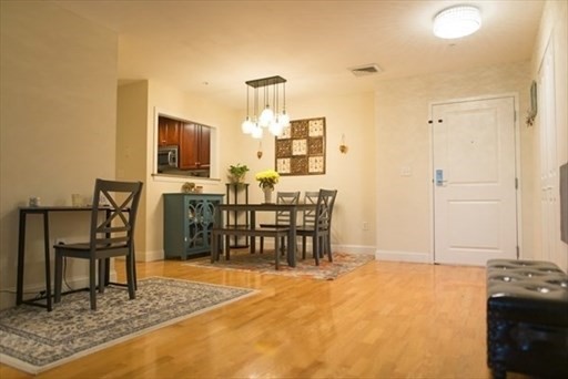 2 beds, 2 baths, 1,170 sqft, $3,650, Unit 314