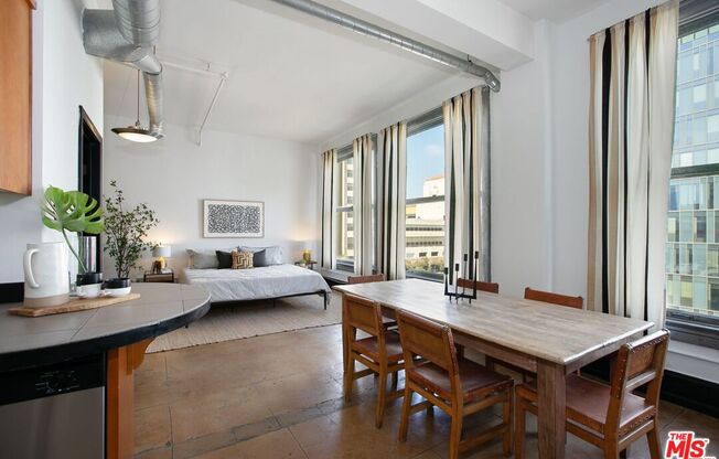 1 bed, 1 bath, 760 sqft, $2,200, Unit 514