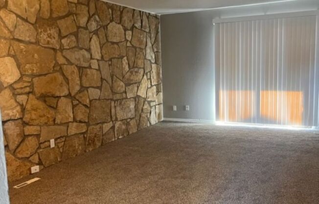 2 beds, 1.5 baths, 1,577 sqft, $1,255, Unit 1204
