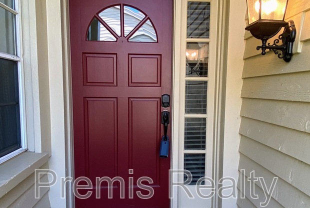 47 PELICAN PL