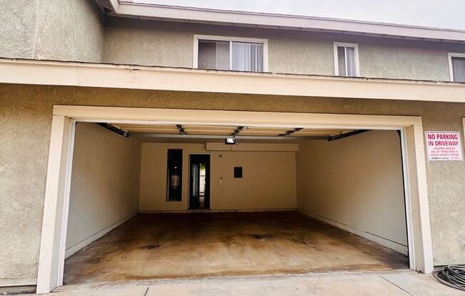 2 beds, 1.5 baths, 1,060 sqft, $2,900, Unit 7881-C