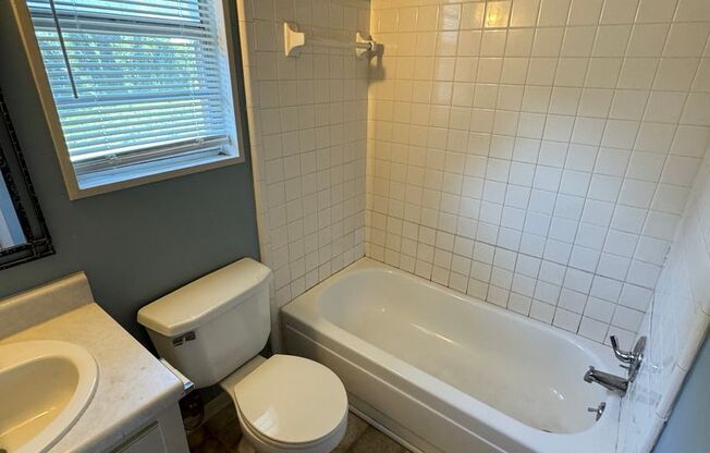 1 bed, 1 bath, $675