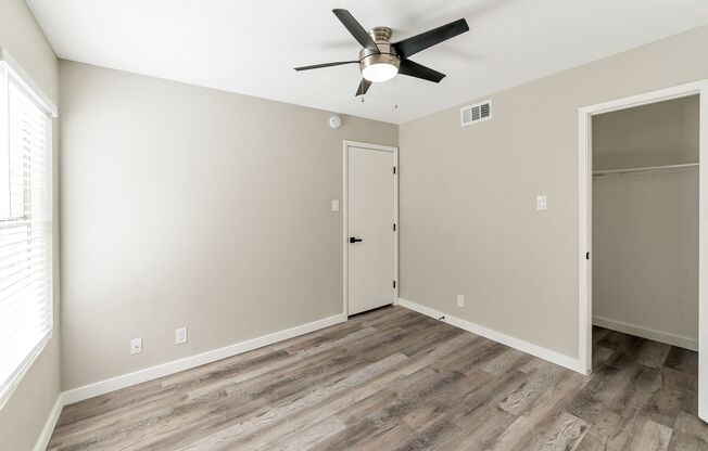 ** 1/2 OFF 1st Full Month's Rent, tour & Apply within 48 Hours Newly Renovated 2 Bed/ 2 Bath In-Suite Washer/ Dryer!