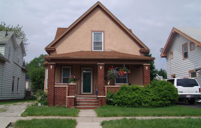 4107 BURNHAM