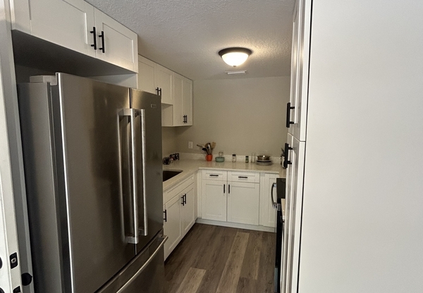 1517 SINCLAIR HLS RD