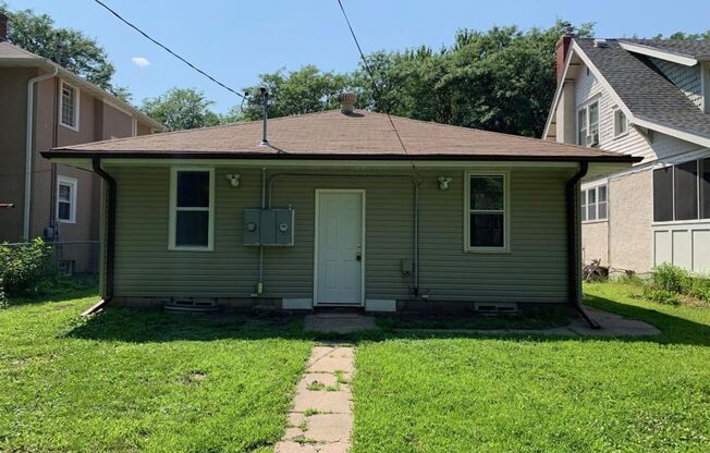 Large 1 bedroom side by side - Section 8 approved