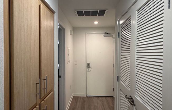 Studio, 1 bath, 638 sqft, $2,155, Unit 418