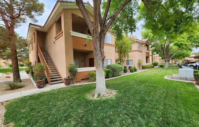 Charming 2 Bed 2 Bath Downstairs Condo In Silverado Ranch!