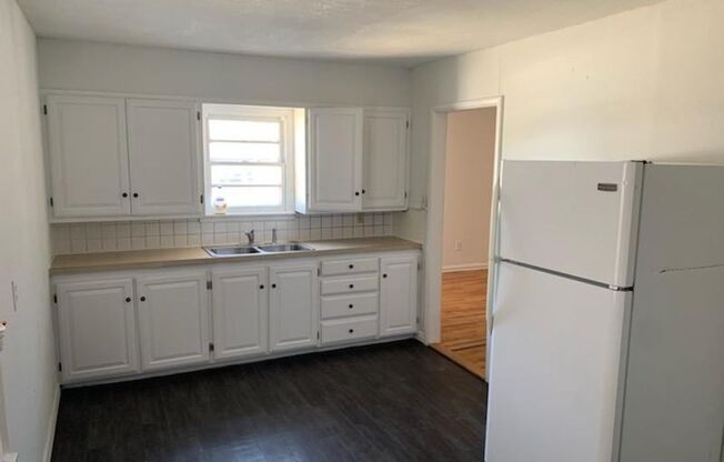 2 Bedroom  Bathroom in Medical District