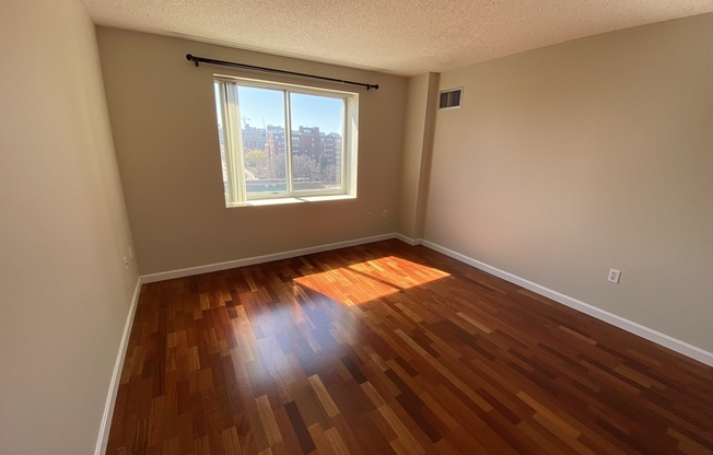 2 beds, 2 baths, 1,067 sqft, $3,850, Unit 809