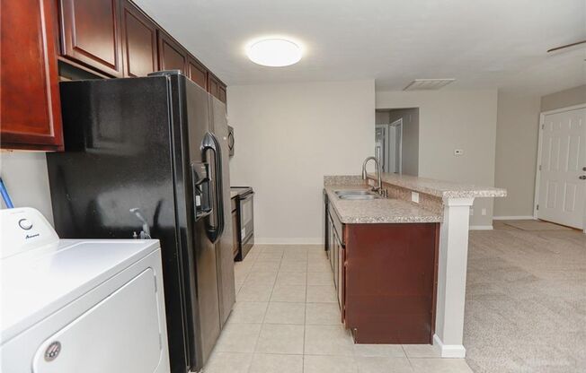 2 beds, 1 bath, 790 sqft, $1,100, Unit Unit C