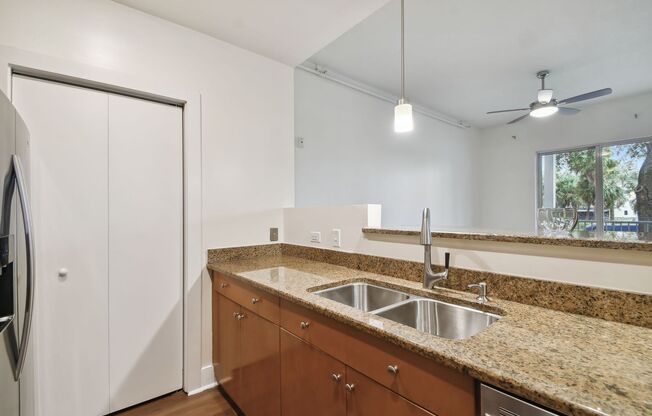 1 bed, 1 bath, $2,150, Unit #109