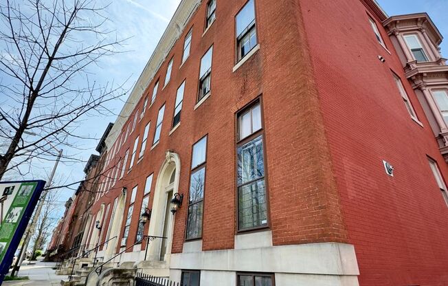 For Rent: Spacious Urban Living at 1322-1324 Eutaw Pl – Your Ideal City Dwelling!