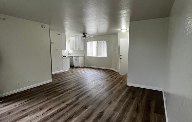 2 beds, 2 baths, $2,350, Unit 25