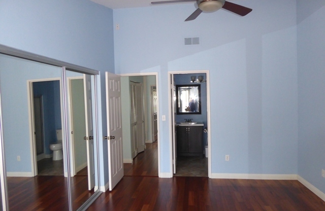 Carlsbad Single Story Townhome 2/2