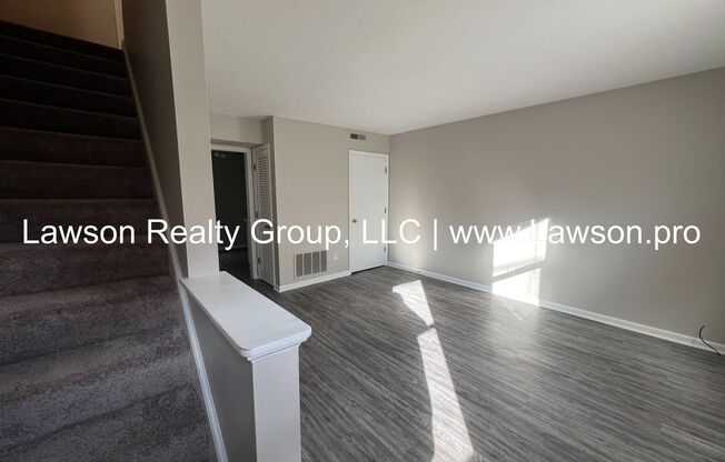 2 beds, 1 bath, 875 sqft, $1,295, Unit Winborne 1329