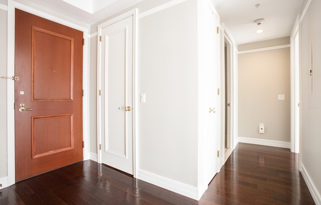 1 bed, 1.5 baths, 754 sqft, $4,700, Unit 11C