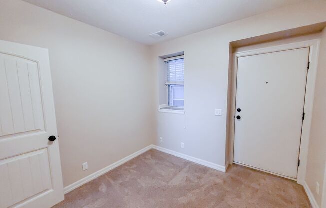 1 bed, 1 bath, 650 sqft, $1,095, Unit 601 - Unit 104 A650