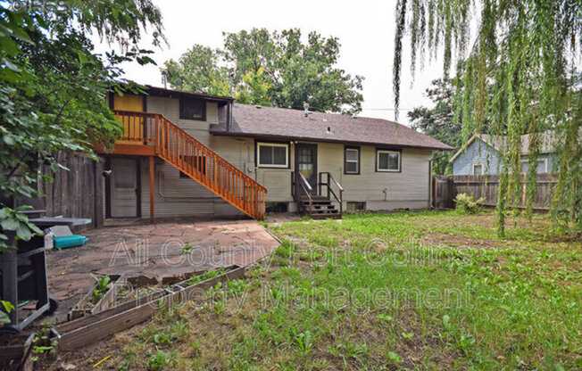 612 W OAK