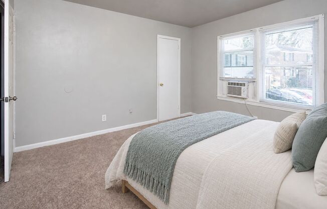 2 beds, 1.5 baths, 900 sqft, $1,200, Unit 3807-3