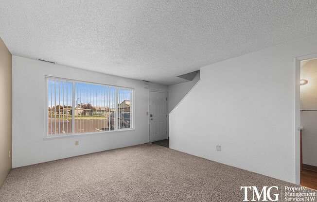 2 beds, 1.5 baths, 1,000 sqft, $1,495, Unit 1330-H5
