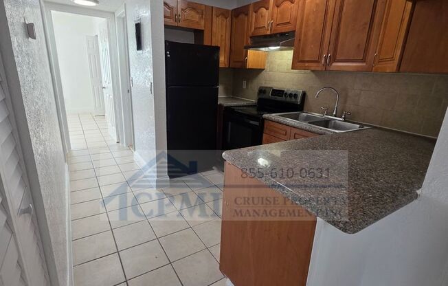 2 beds, 1 bath, 827 sqft, $1,825, Unit 6951- 5th