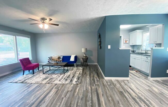 3 Bed - 1 Bath Colonial for Rent in Parma Heights!