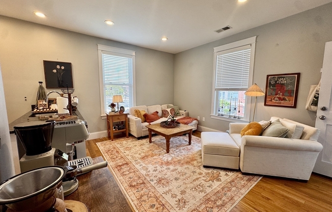 405 S HUNTINGTON AVE