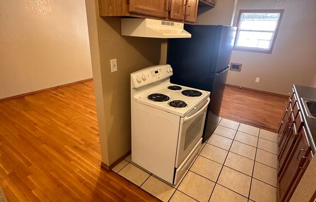 1 bed, 1 bath, $550, Unit 1508 C