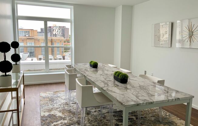 1 bed, 1 bath, 518 sqft, $1,700, Unit 307