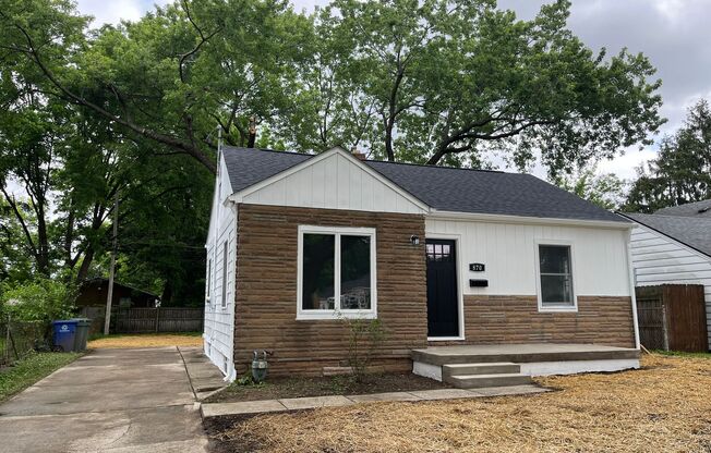 **REMODELED 2-BEDROOM HOUSE IN NORTH COLUMBUS!!**