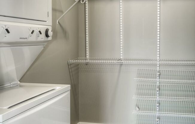 1 bed, 1 bath, 753 sqft, $1,100, Unit #404