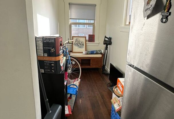Devoe Apartments