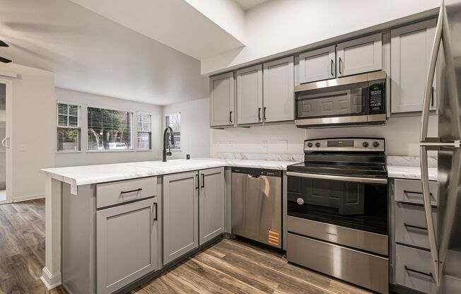 2 beds, 2 baths, 1,100 sqft, $1,925, Unit 253