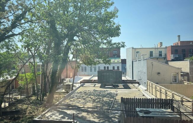 1 bed, 1 bath, $3,000, Unit 317