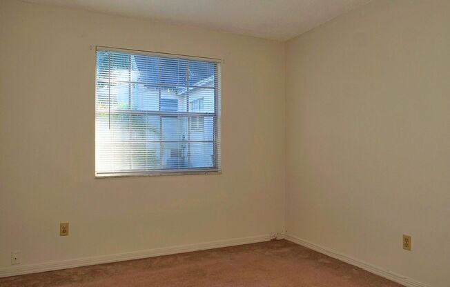Downtown 1 bdrm apt
