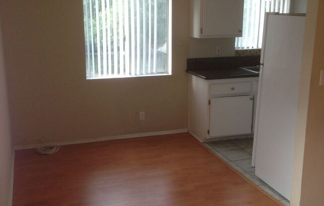 2 beds, 1 bath, $2,250, Unit 1