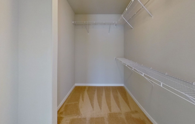 2 beds, 2 baths, 1,196 sqft, $1,840, Unit 17