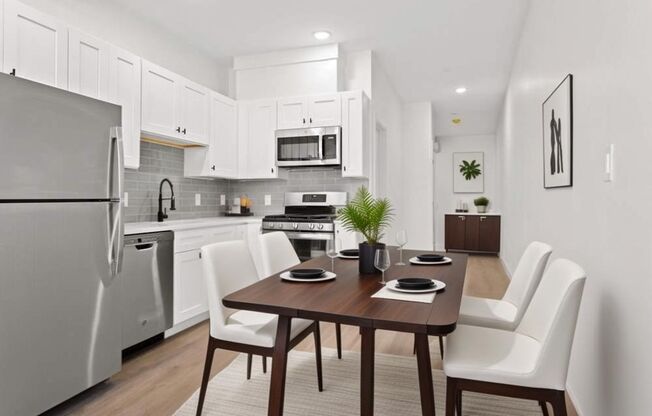 1135-1137 Washington Street