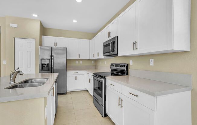 3424 W 110 St