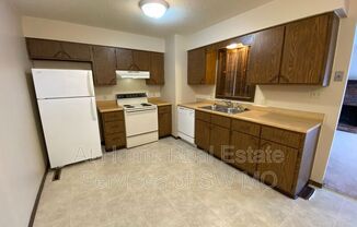1036 S LEXINGTON