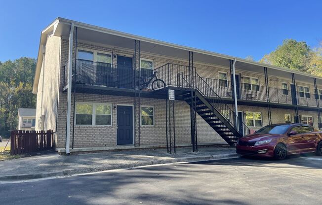 2201 Morehead Ave Apt 17
